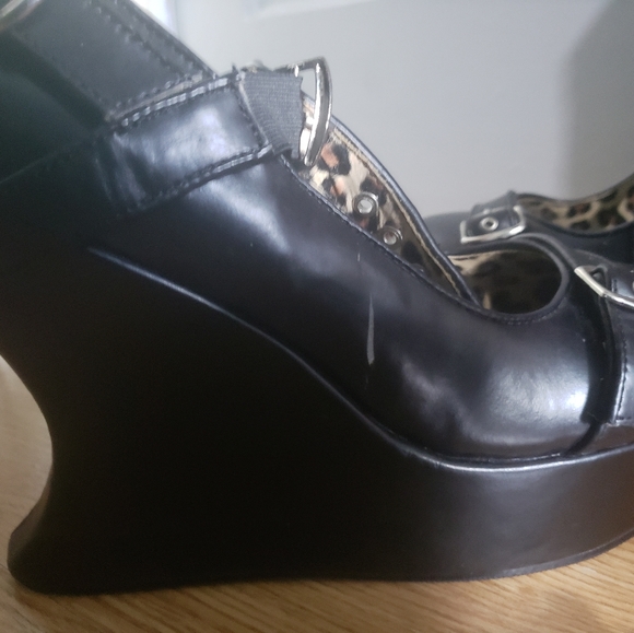 TRADED - Picture 5 of 5